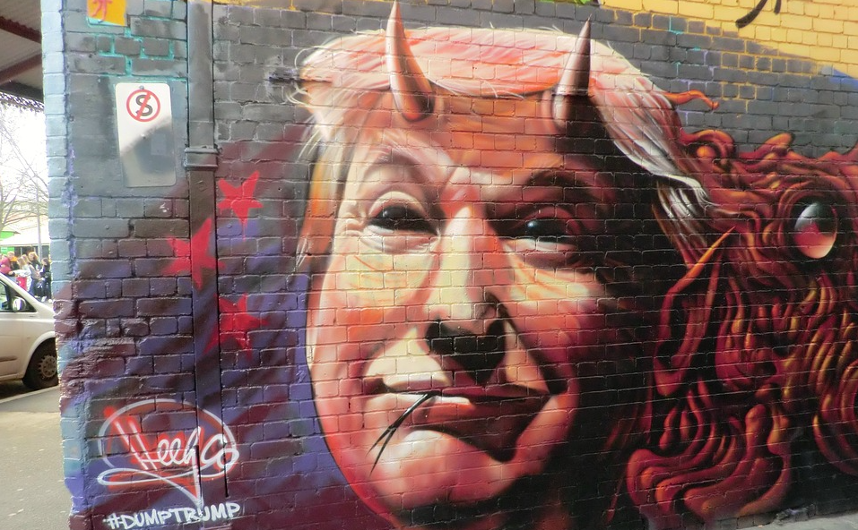 Eerst zeggen dat je Trump haat!