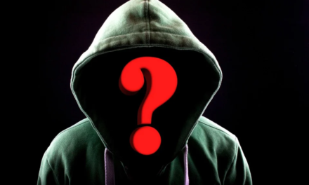 Ollongren is voor/tegen anonimiteit