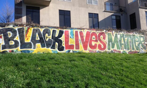 Woke antiracisme leidt juist tot tribalisme en racisme