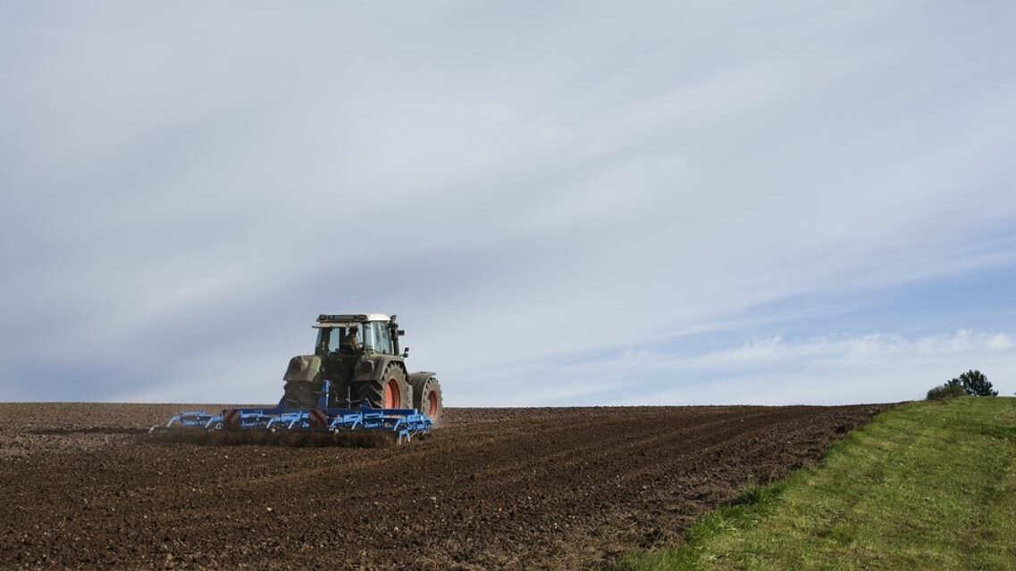 Boeren en vissers eerst