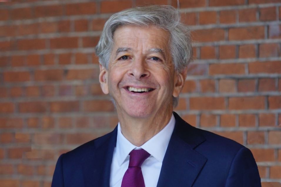 Karaktermoord op kandidaat-premier Ronald Plasterk