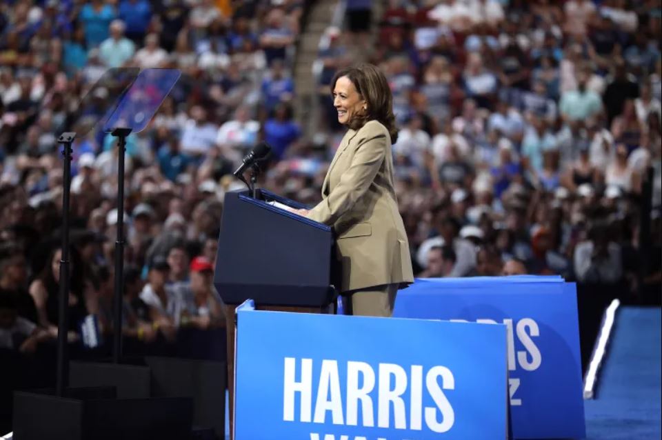 Mediaprinses Kamala maakt weinig kans tegen Trump