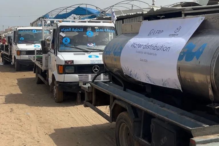 NOS: Foei! Israël geeft Gaza hulp!