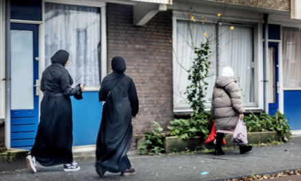 De toekomst van Nederland: islamisering versus democratie